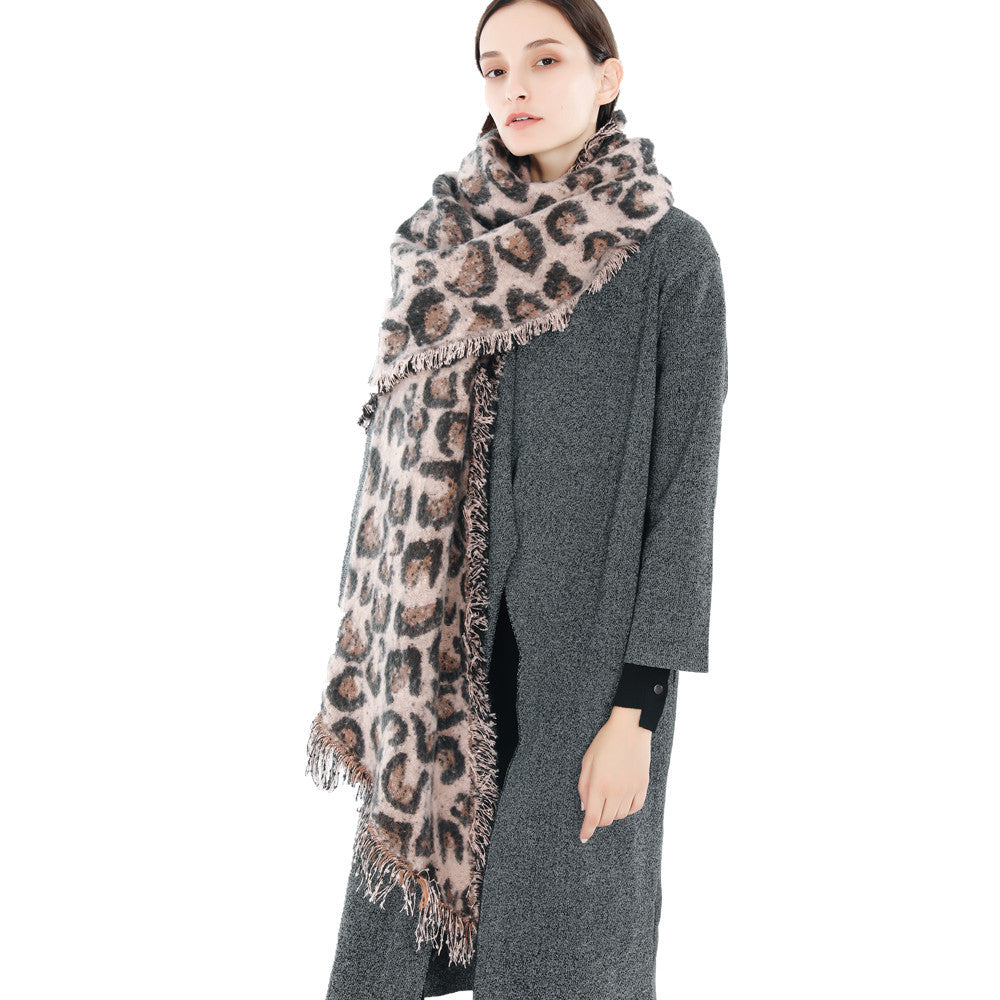 Animal leopard imitation cashmere